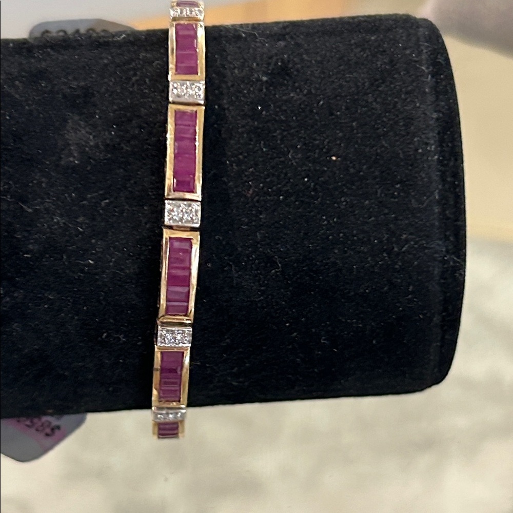437086 14k Ruby and Diamond bracelet 6.5”